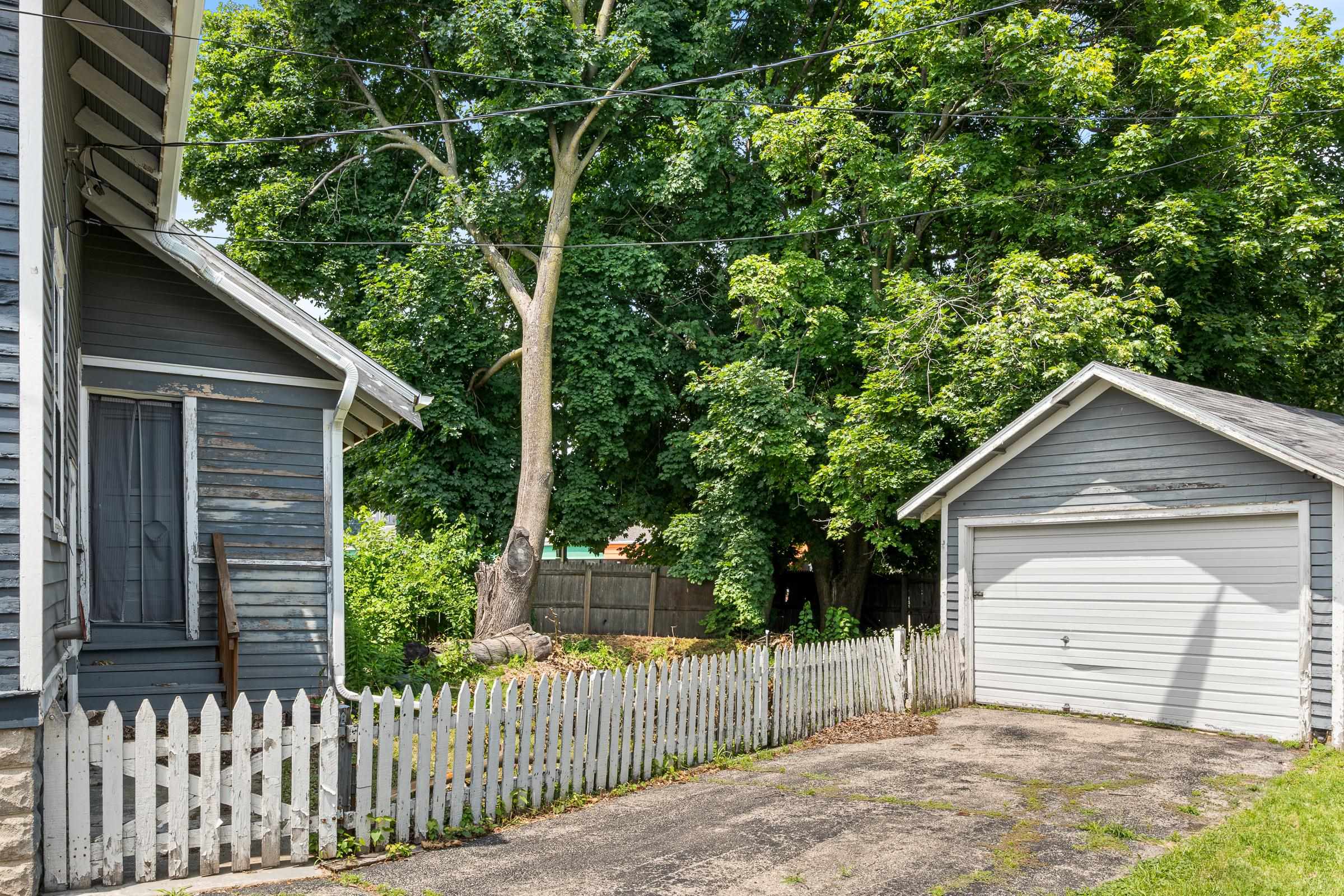 216 East Fond Du Lac Street Ripon, WI 54971 - Photo 4 of 15