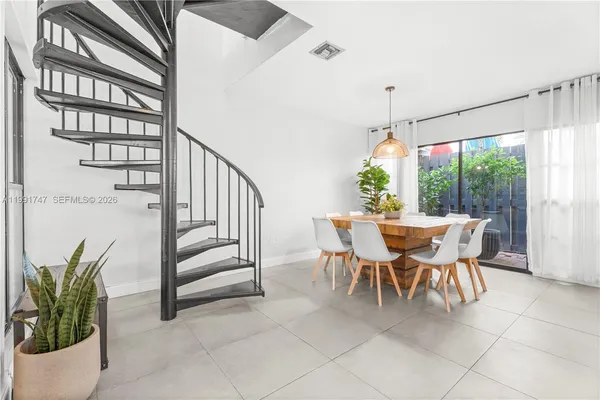 $6,500 | 3145 Virginia Street, Unit 4, Miami, FL 33133