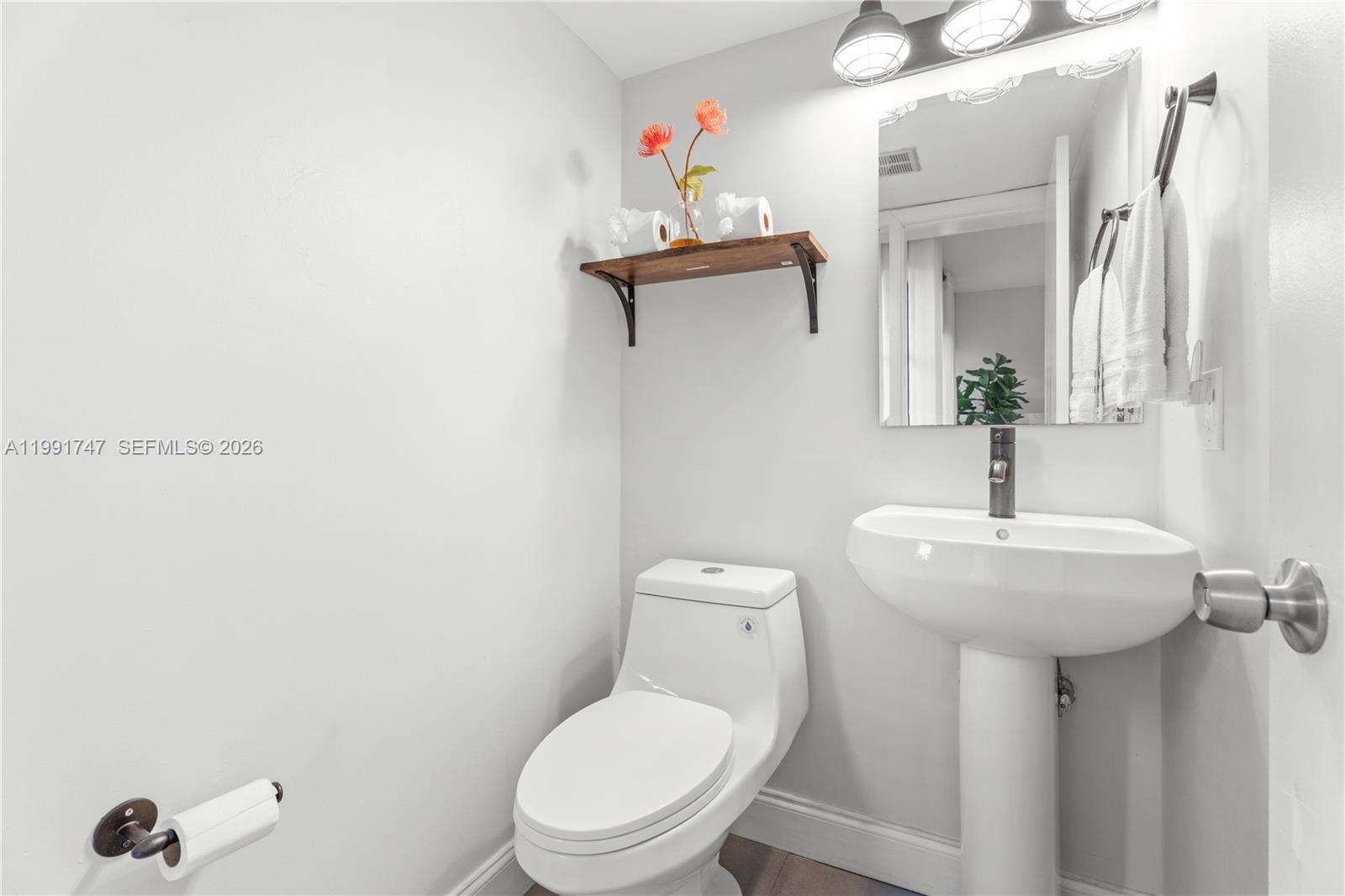 3145 Virginia Street, Unit 4 Miami, FL 33133 - Photo 19 of 36