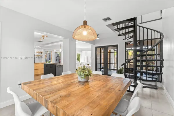 $6,500 | 3145 Virginia Street, Unit 4, Miami, FL 33133