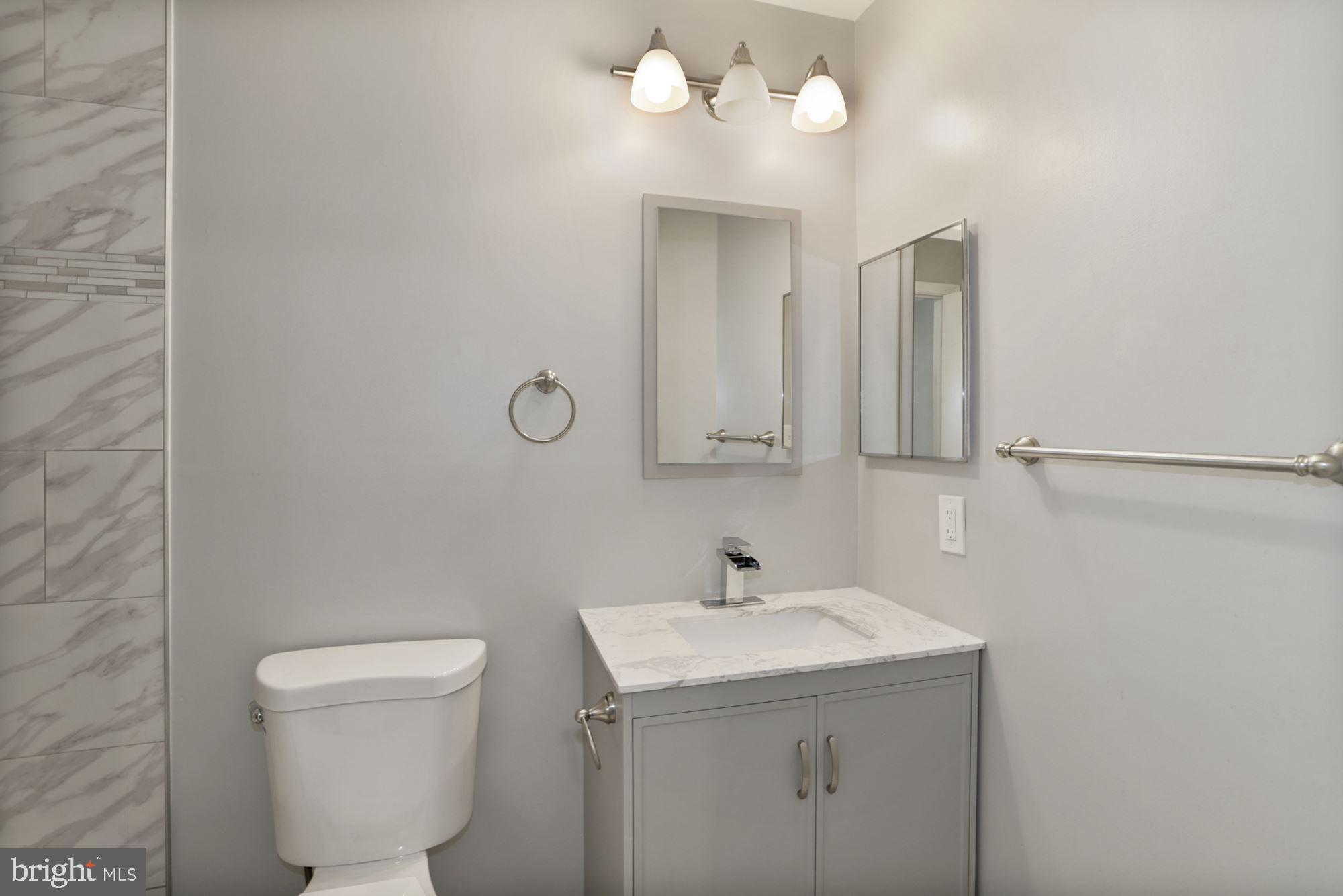7018 Commander Howe Terrace Brandywine, MD 20613 - Photo 22 of 25 Guest Bathroom - Full