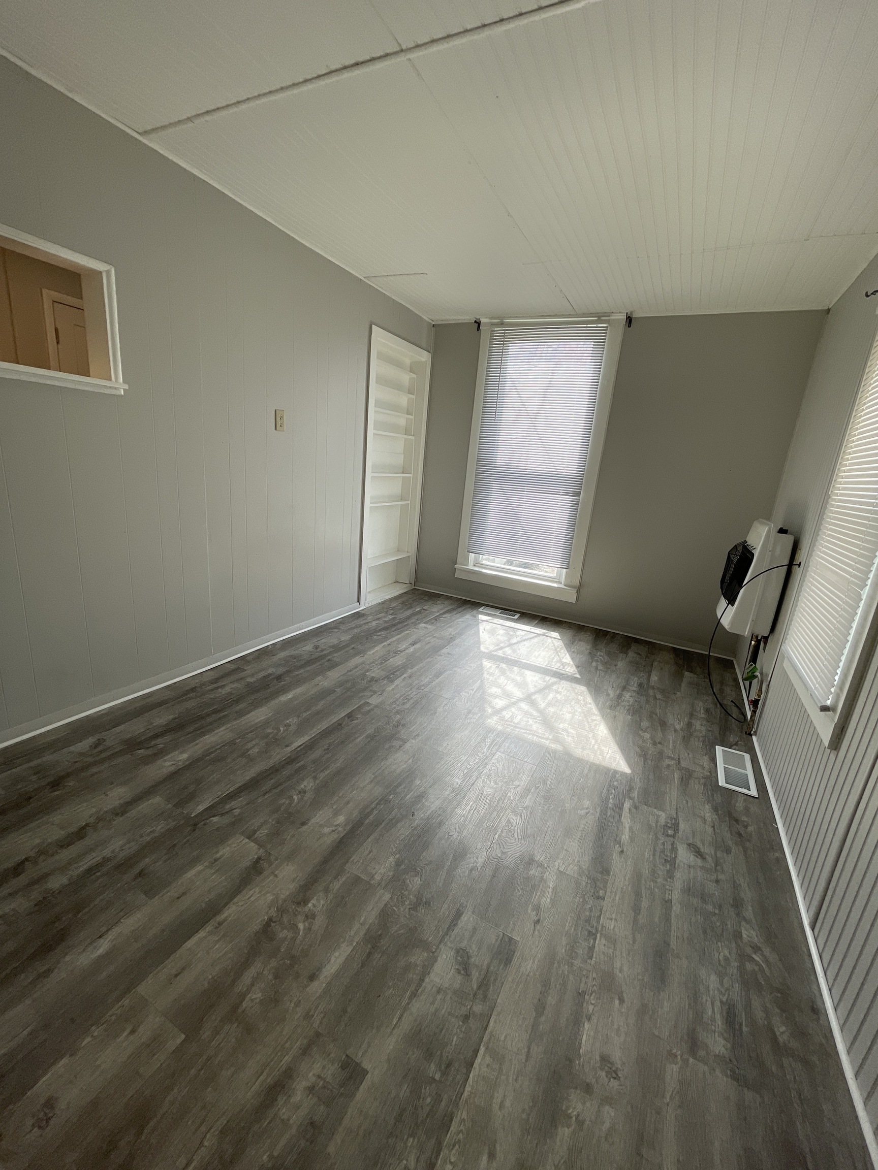 303 Unit 5 2nd Street Covington, IN 47932 - Photo 3 of 5