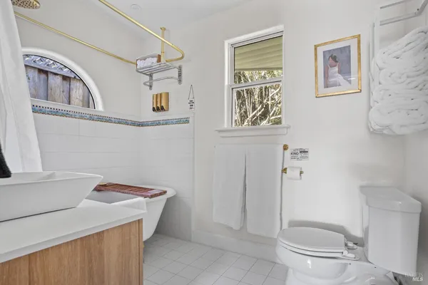 $950,000 | 9500 El Camino, Jenner, CA 95450