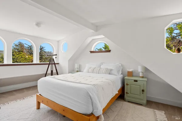 $950,000 | 9500 El Camino, Jenner, CA 95450