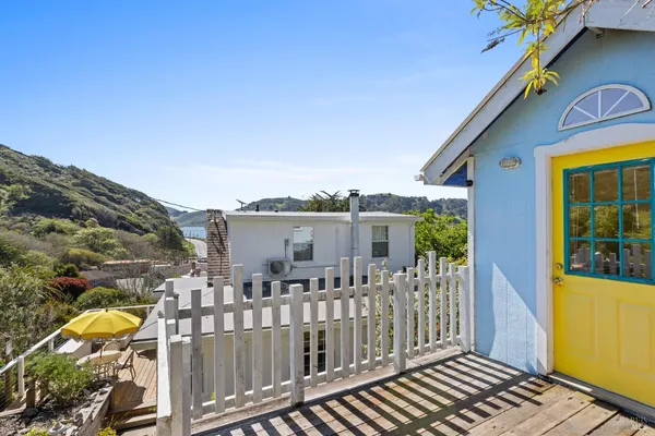 $950,000 | 9500 El Camino, Jenner, CA 95450