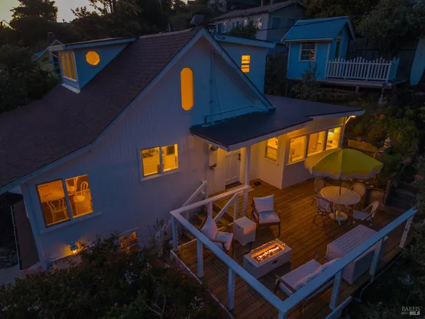 $950,000 | 9500 El Camino, Jenner, CA 95450