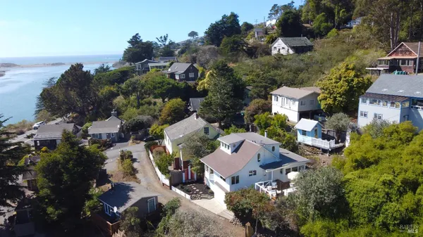 $950,000 | 9500 El Camino, Jenner, CA 95450