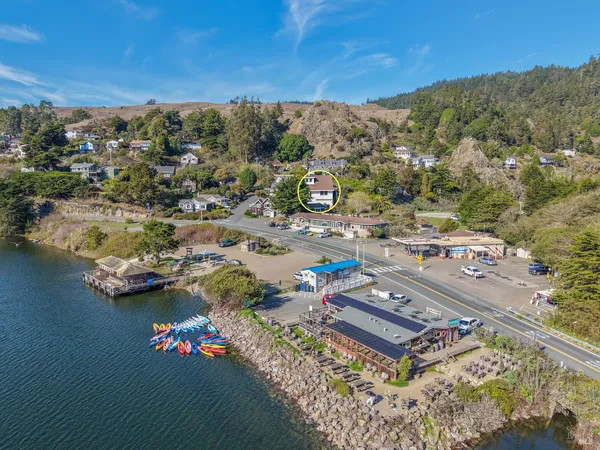 $950,000 | 9500 El Camino, Jenner, CA 95450