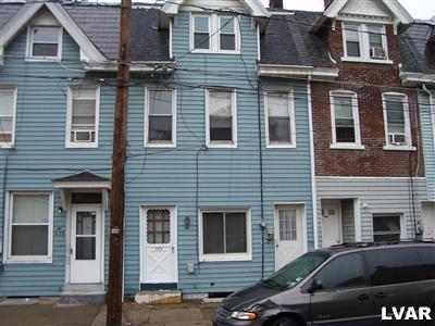 436 Pierce Street Bethlehem, PA 18015 - Photo 1 of 3 a view of a car park in front of house