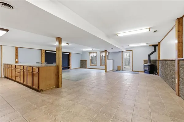 $599,900 | 853 1661st Road, Bates City, MO 64011