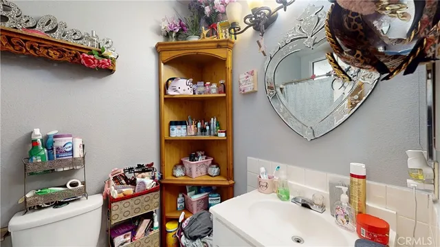 $580,000 | 550 Orange Avenue, Unit 216, Long Beach, CA 90802