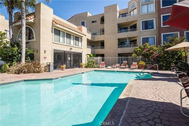 $580,000 | 550 Orange Avenue, Unit 216, Long Beach, CA 90802