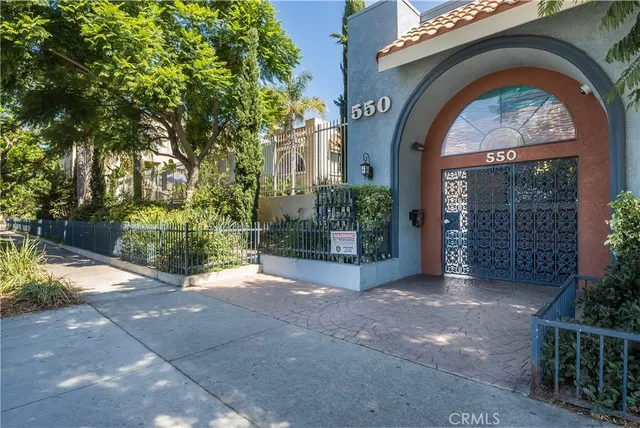 $580,000 | 550 Orange Avenue, Unit 216, Long Beach, CA 90802