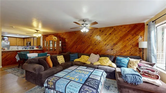 $580,000 | 550 Orange Avenue, Unit 216, Long Beach, CA 90802