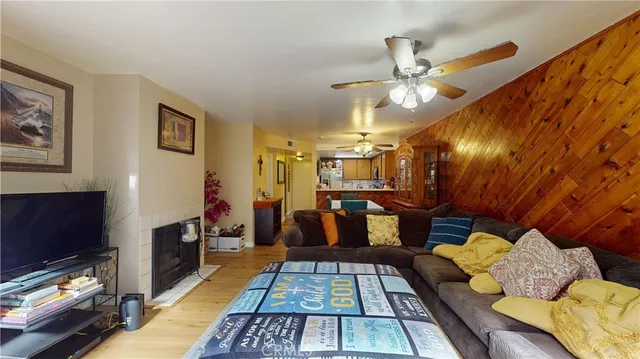 $580,000 | 550 Orange Avenue, Unit 216, Long Beach, CA 90802