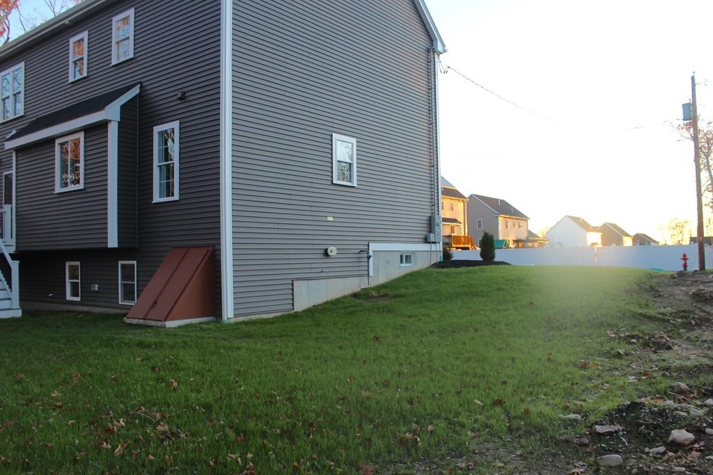 3 Georgia Rae Way Attleboro, MA 02703 - Photo 4 of 18 Gallery Image 4