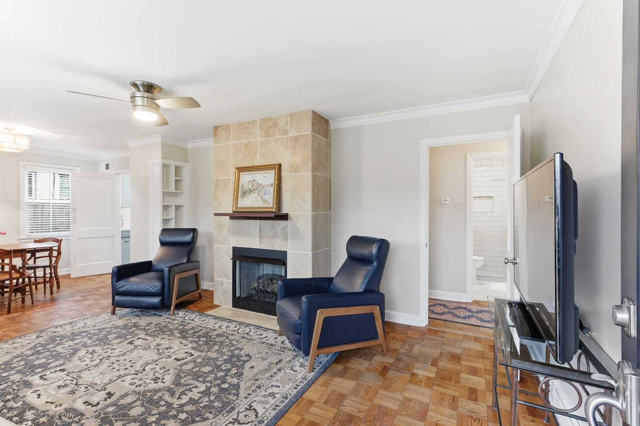 932 Ivy Road Memphis, TN 38117 - Photo 4 of 24 Gallery Image 4