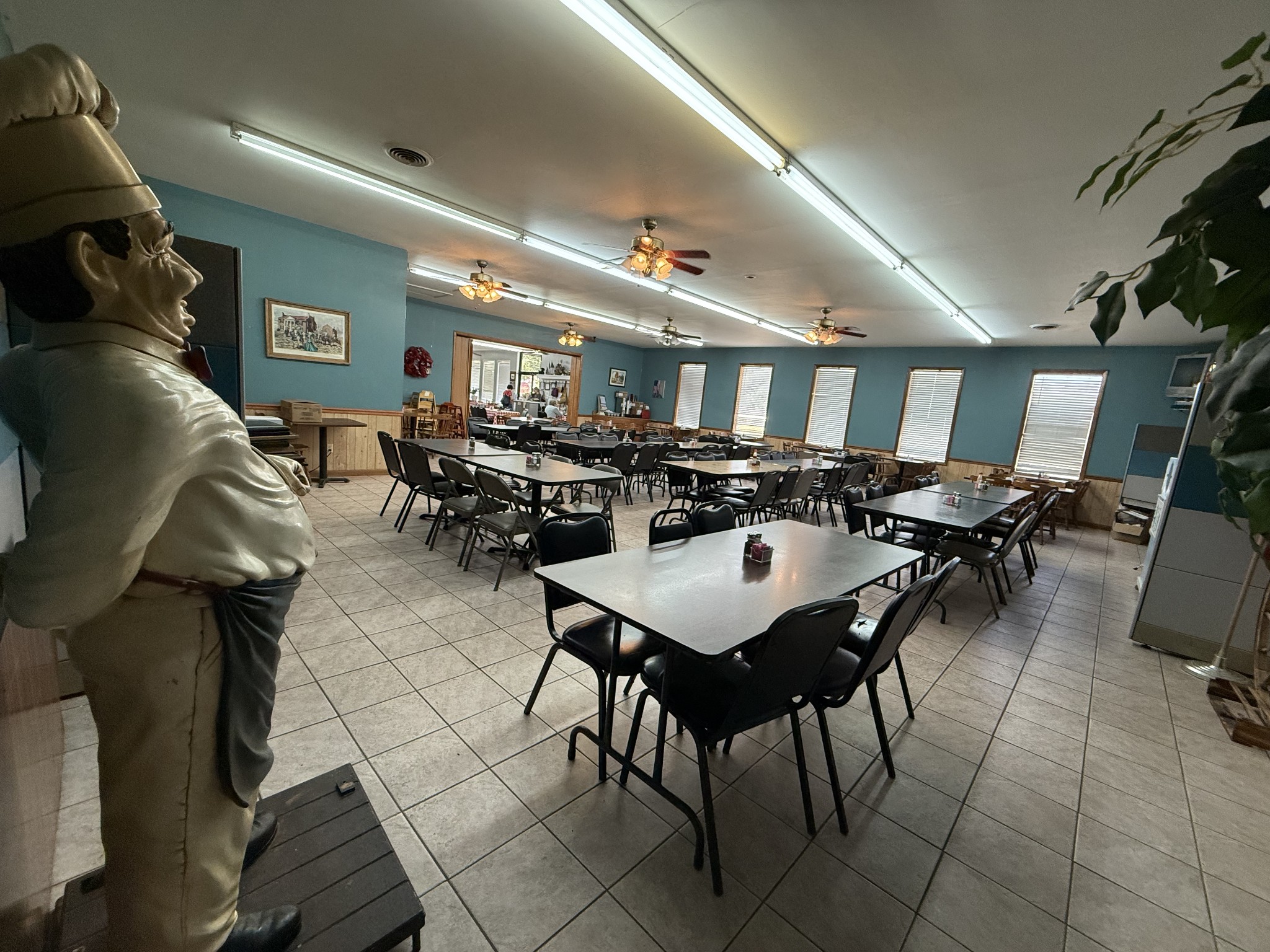 1331 Highway 100 Centerville, TN 37033 - Photo 17 of 26 a living room with lots of furniture and white walls