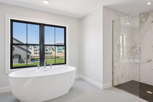 $1,799,000 | 10380 Mallard Drive, Victoria, MN 55318