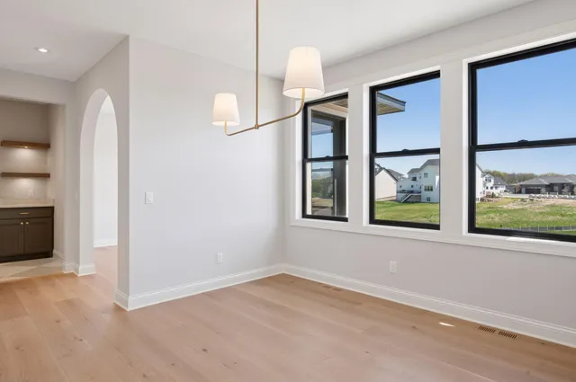 $1,799,000 | 10380 Mallard Drive, Victoria, MN 55318