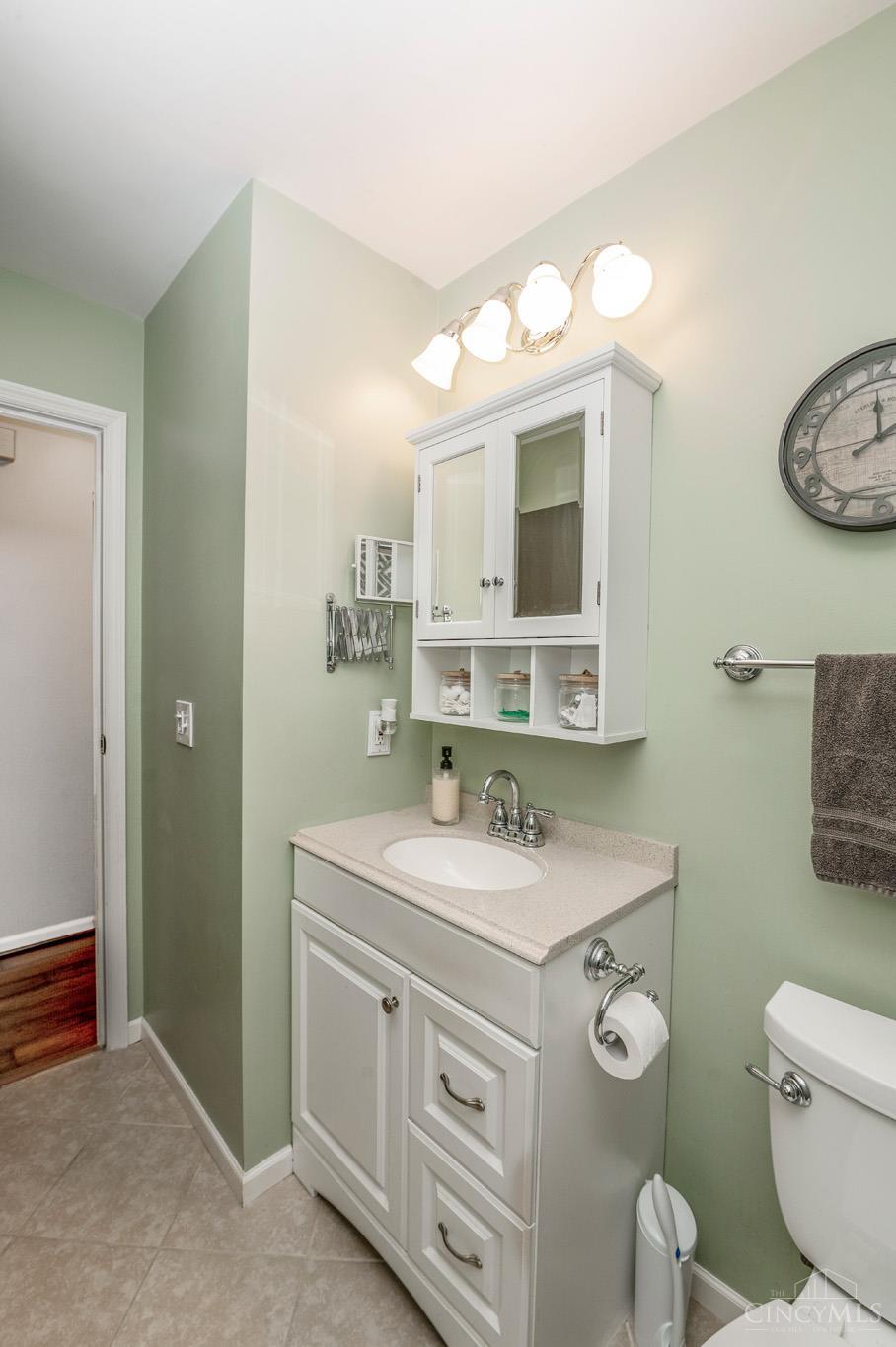 6540 Ripplewood Lane Cincinnati, OH 45230 - Photo 17 of 39 Gallery Image 17