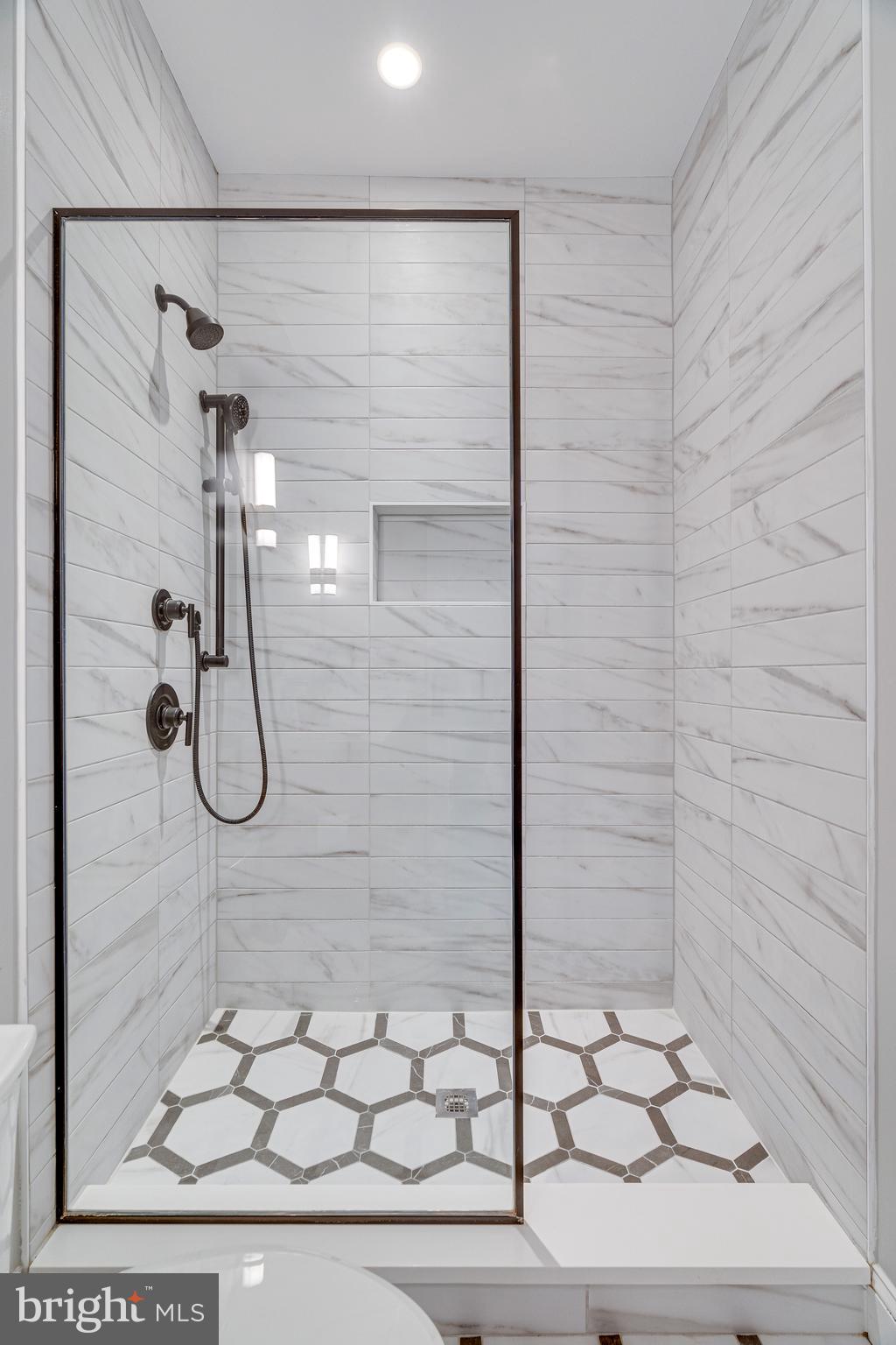 467 M Street Northwest, Unit 1 Washington, DC 20001 - Photo 27 of 43 Primary shower