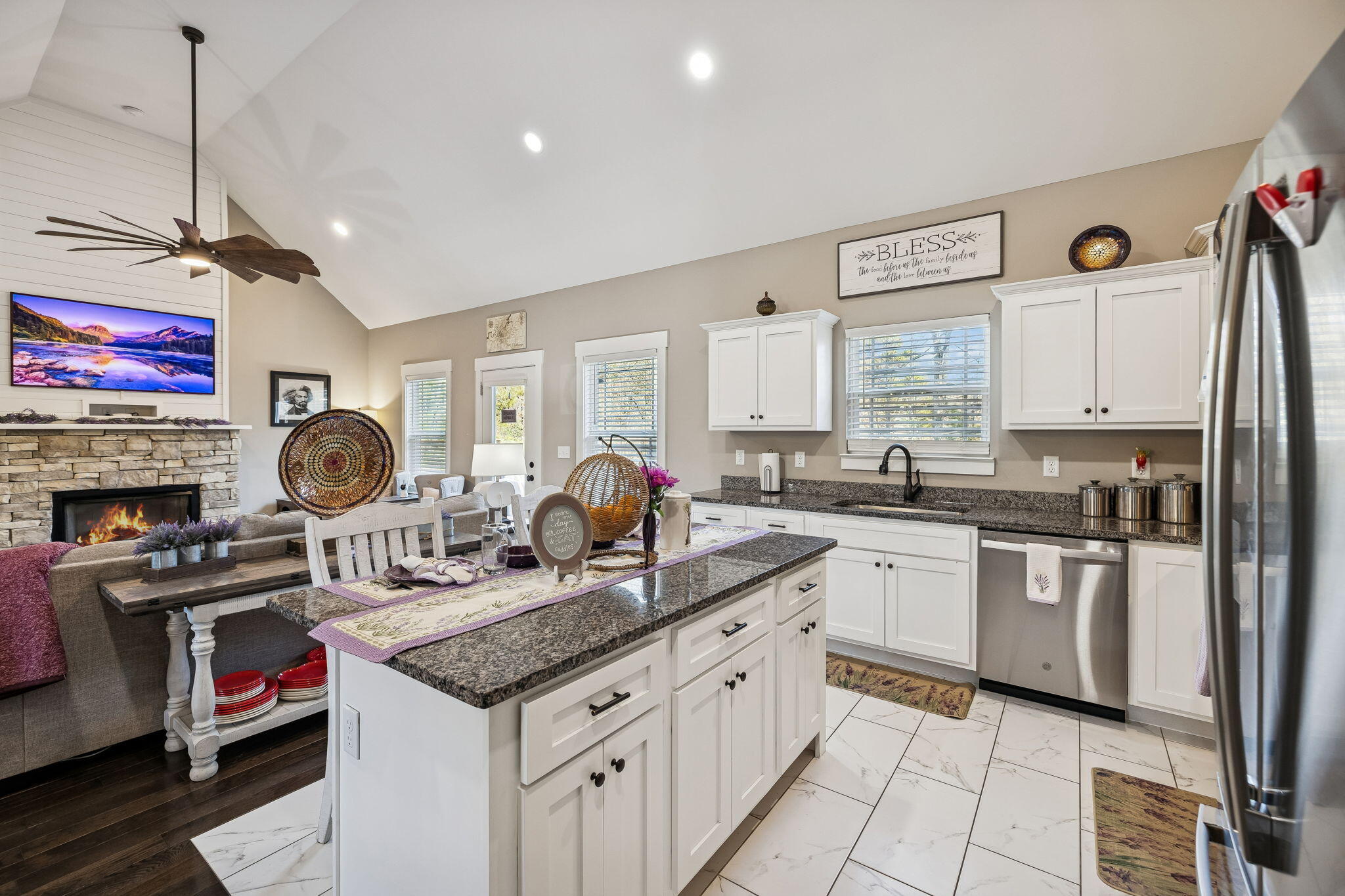 5599 Caney Ridge Circle Ooltewah, TN 37363 - Photo 7 of 60 Kitchen