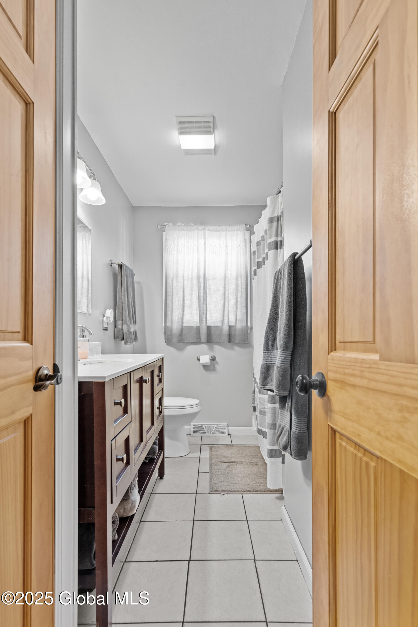 22 Golfview Road Hadley, NY 12835 - Photo 16 of 32 bath2
