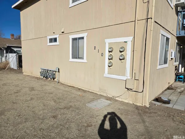 $1,999,999 | 210 1st Street, Fernley, NV 89408