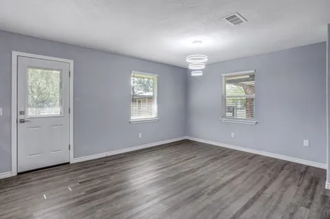 $290,000 | 1708 Woodcrest Drive, Granite Shoals, TX 78654