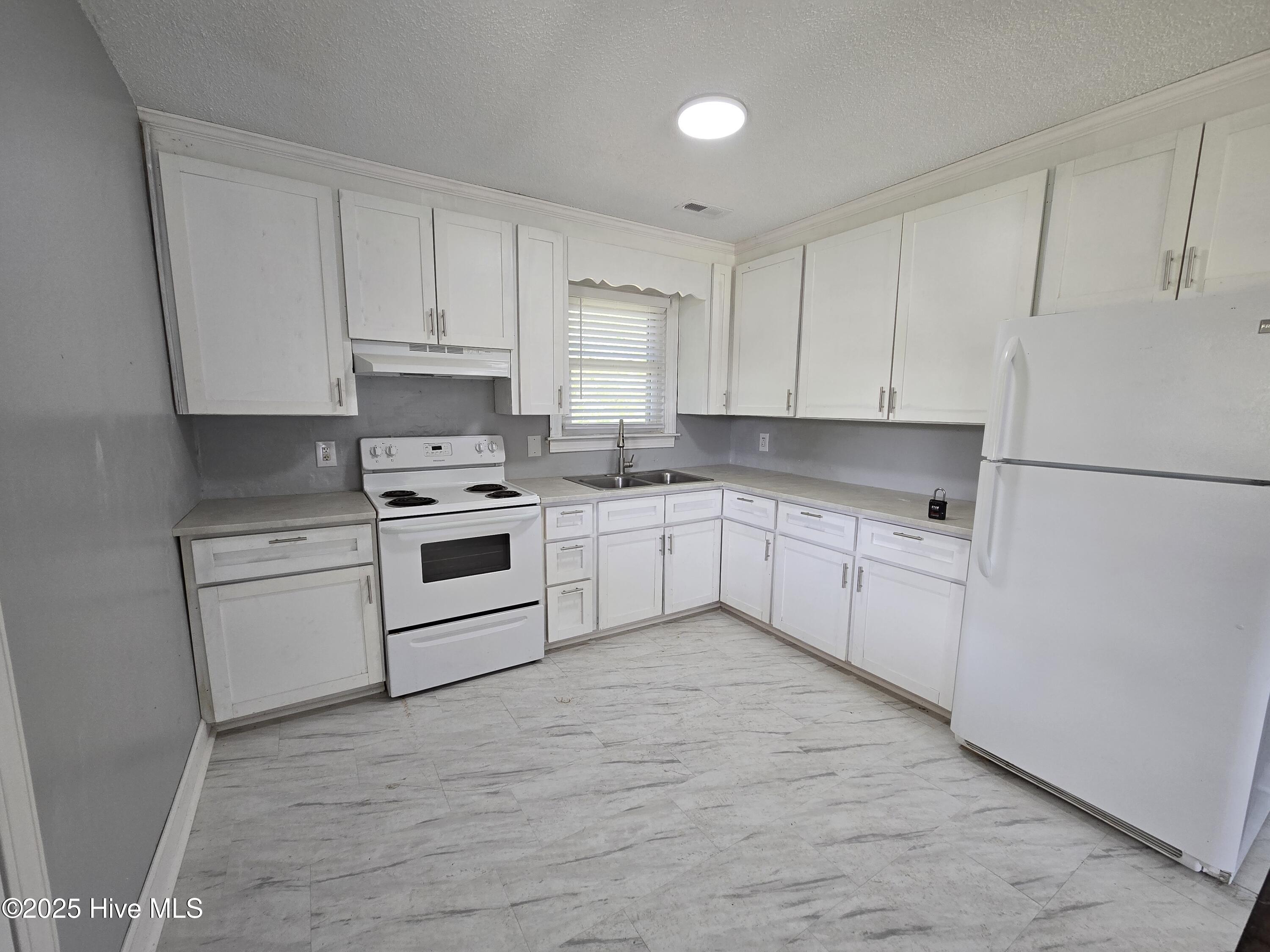 5968 Acorn Road Grifton, NC 28530 - Photo 6 of 15