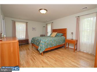 17 Harris Road Princeton, NJ 08540 - Photo 9 of 12