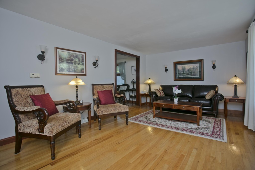 15 East Drumlin Road Springfield, MA 01108 - Photo 12 of 30