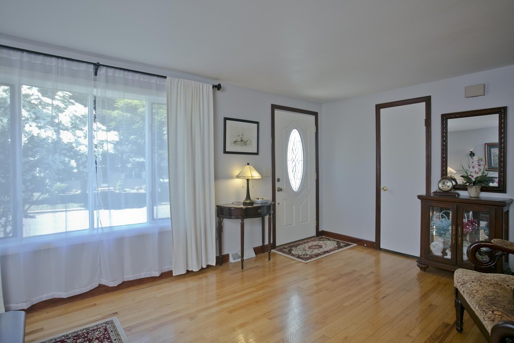 15 East Drumlin Road Springfield, MA 01108 - Photo 14 of 30