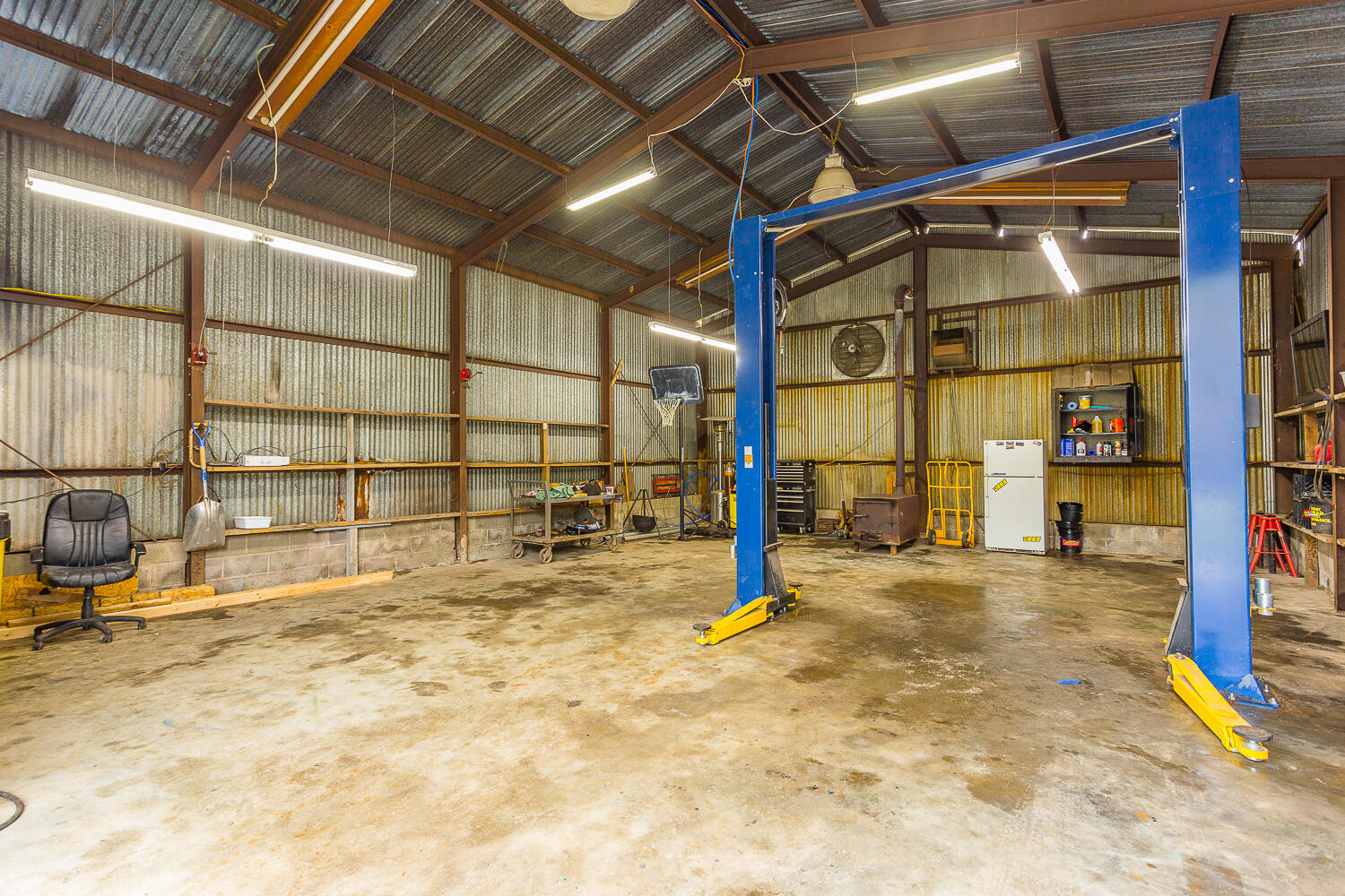 3539 North Marble Top Road Chickamauga, GA 30707 - Photo 6 of 57 Workshop