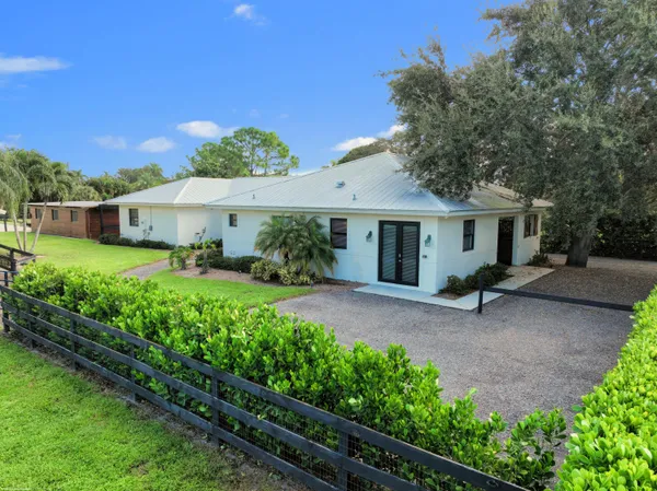 $175,000 | 14965 Oatland Court, Wellington, FL 33414