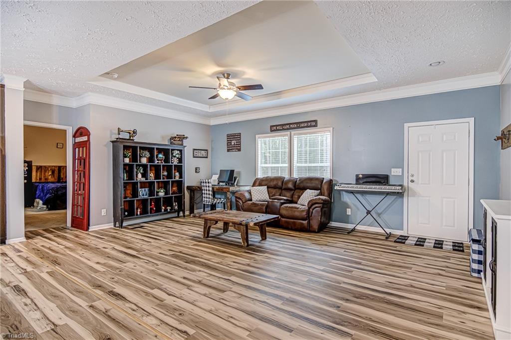 2766 Boones Cave Road Lexington, NC 27295 - Photo 9 of 29 Gallery Image 9