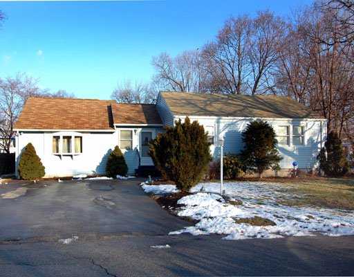 93 Merle Street Warwick, RI 02889 - Photo 1 of 2 Exterior Front.