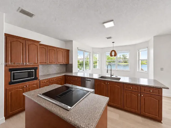 $6,500 | 3821 Southwest 167th Avenue, Miramar, FL 33027