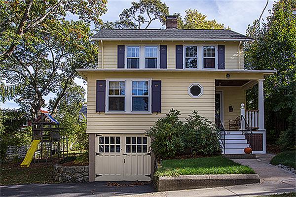 36 Argyle Road Arlington, MA 02476 - Photo 2 of 26 a front view of a house with a garden