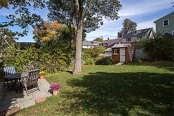 36 Argyle Road Arlington, MA 02476 - Photo 26 of 26 a front view of a house with a yard