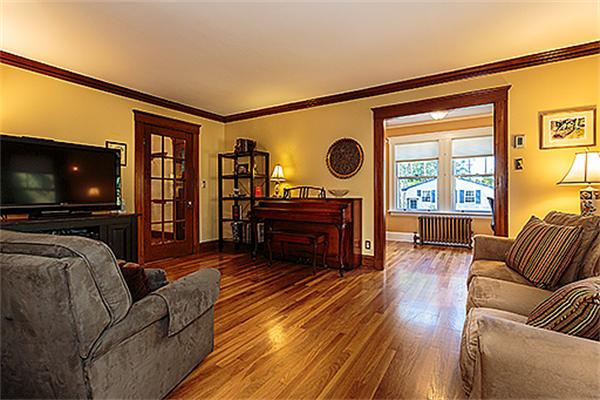 36 Argyle Road Arlington, MA 02476 - Photo 6 of 26 a living room with furniture and a flat screen tv