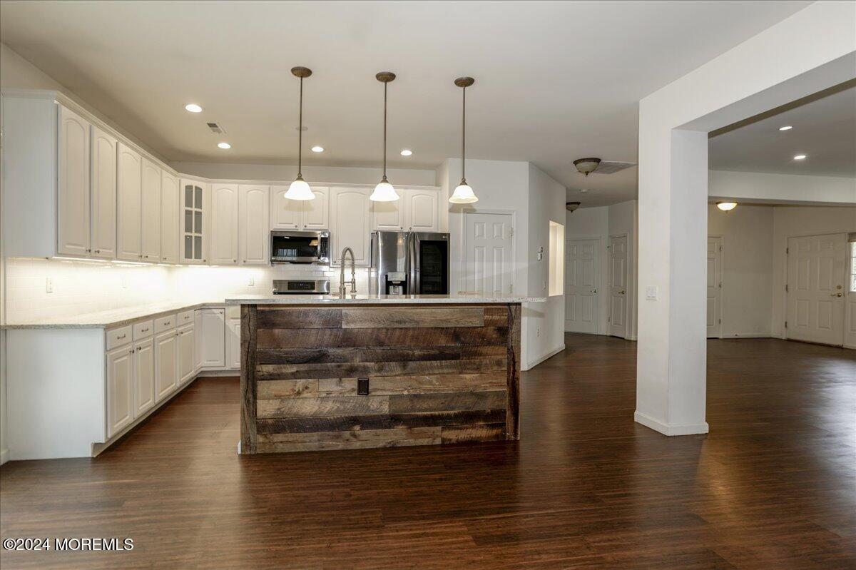 14 Battle Road Whiting, NJ 08759 - Photo 14 of 35 27-14BattleRd0027