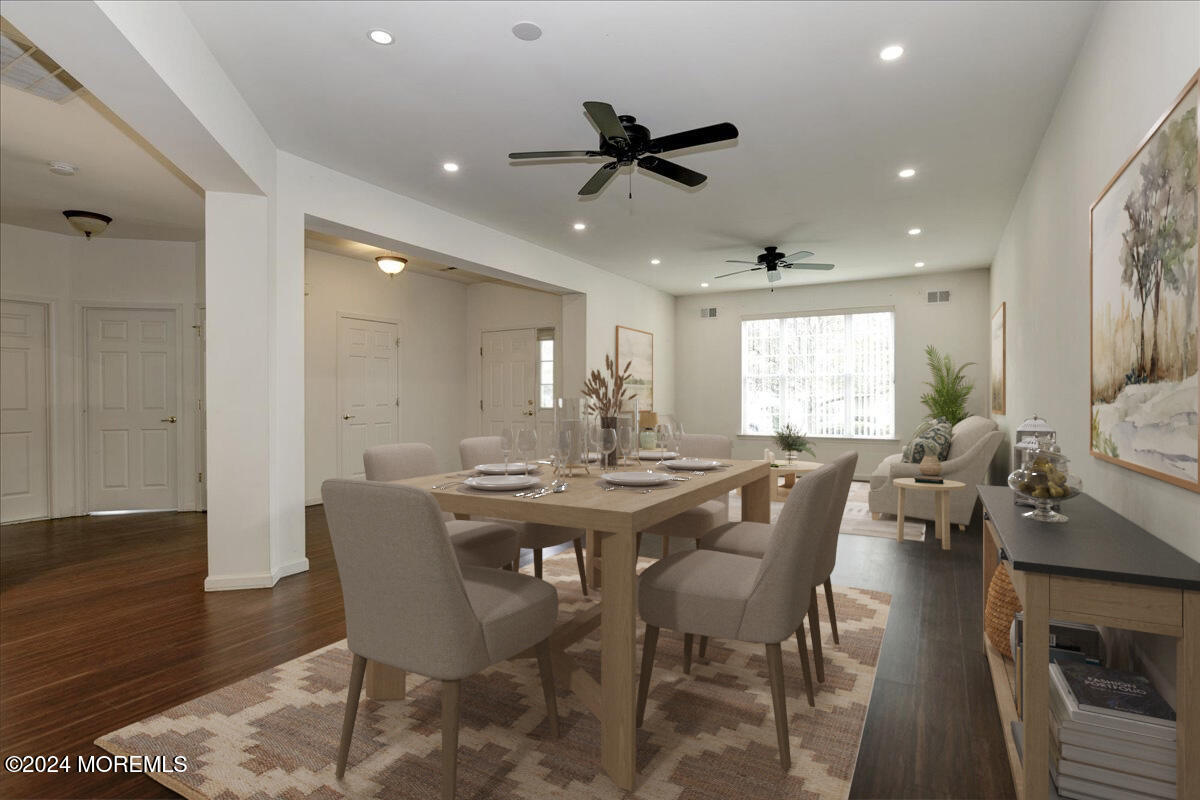 14 Battle Road Whiting, NJ 08759 - Photo 3 of 35 14 Battle living dinning staged