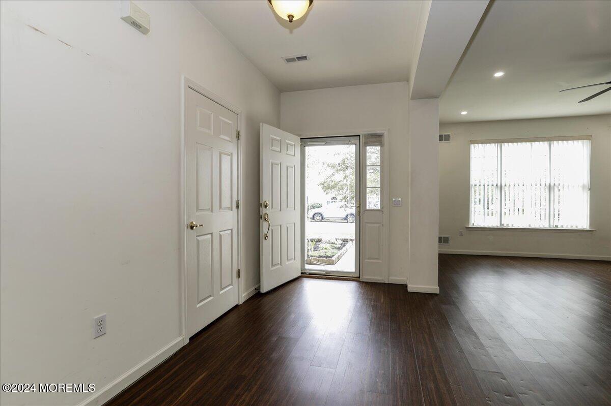14 Battle Road Whiting, NJ 08759 - Photo 8 of 35 16-14BattleRd0016