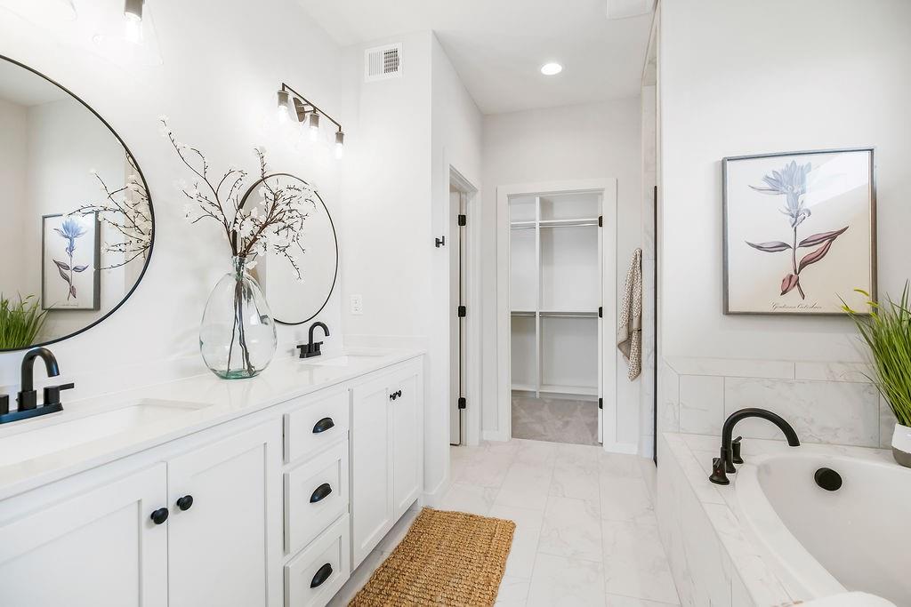 4941 146th Street Basehor, KS 66007 - Photo 33 of 63