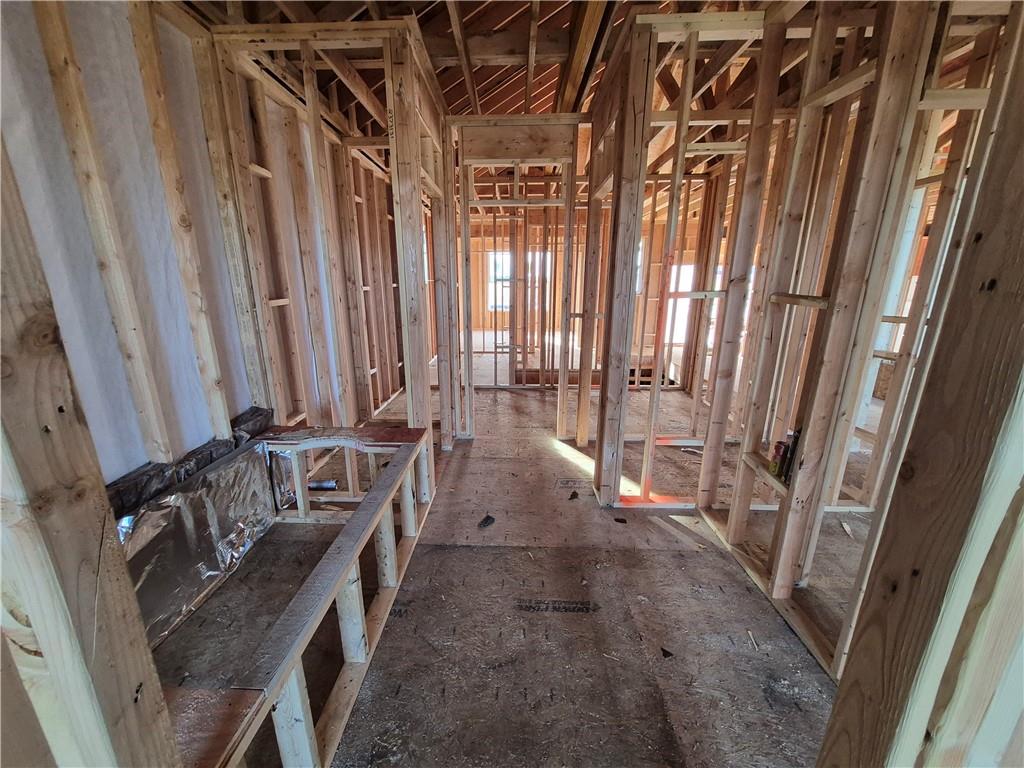 4941 146th Street Basehor, KS 66007 - Photo 10 of 57