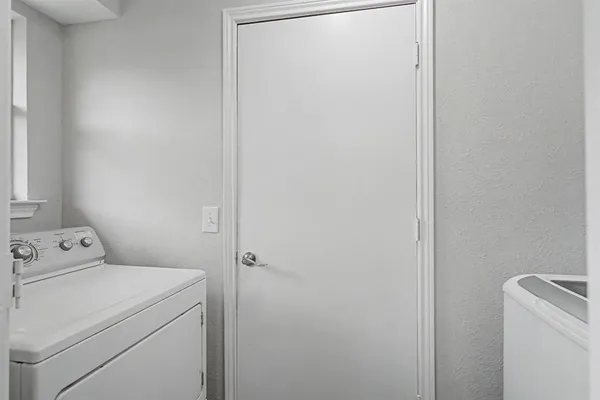 $2,500 | 2126 Teakwood Lane, Plano, TX 75075