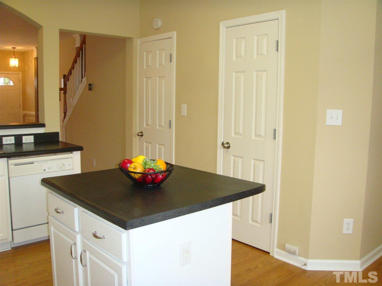 8495 Central Drive Raleigh, NC 27613 - Photo 11 of 21
