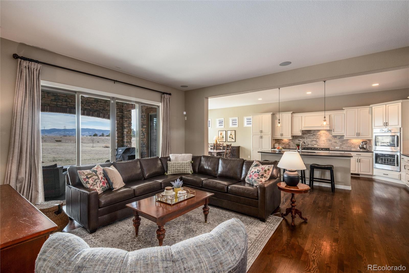 634 Hiddenbrook Court Highlands Ranch, CO 80126 - Photo 11 of 48 Gallery Image 11